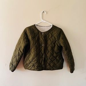 Cozy Forest Green kids jacket size approximately 8 with cozy lining.